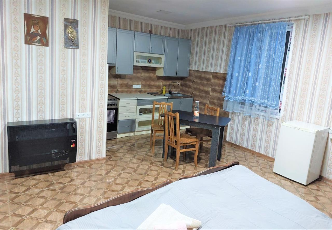 Apartment Beso Kutaisi Exterior photo